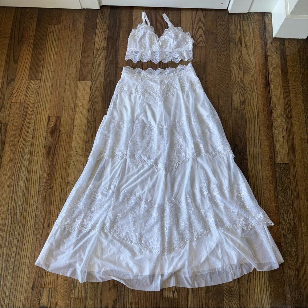 Valisere Women's Elegant Set Embroidery White Outfits & Sets Size M - Picture 10 of 17
